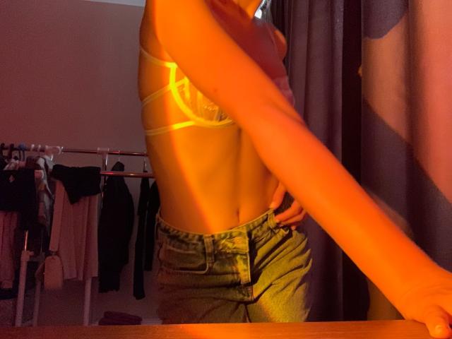 Villmore - Live porn &amp; sex cam - 18216410