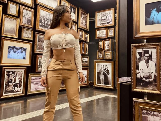 MeganWisse - Live porn &amp; sex cam - 18218502