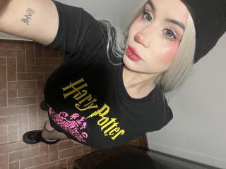 RiassGemory - Live porn &amp; sex cam - 18222318