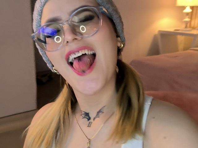 KimSummer - Live sex cam - 18226086