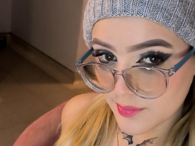 KimSummer - Live sex cam - 18226110