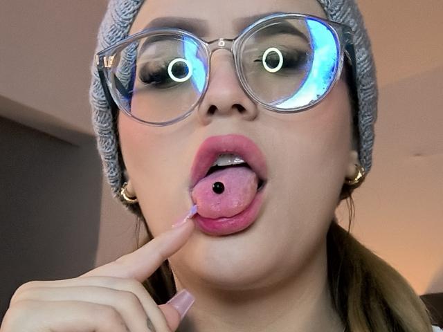 KimSummer - Live porn &amp; sex cam - 18226130