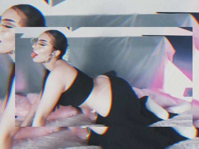 Rorie - Live sex cam - 18227206