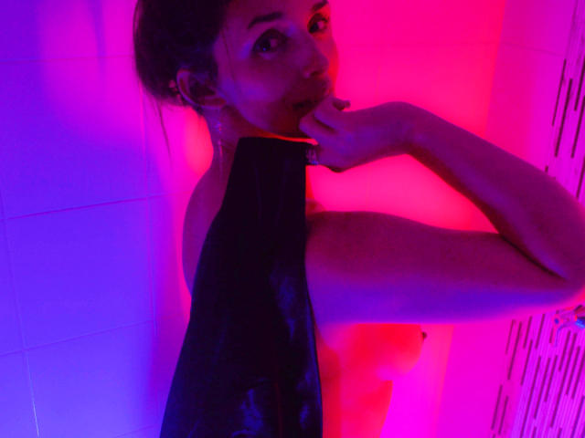 BarbaraWills - ライブポルノ&amp;セックスカム - 18229146