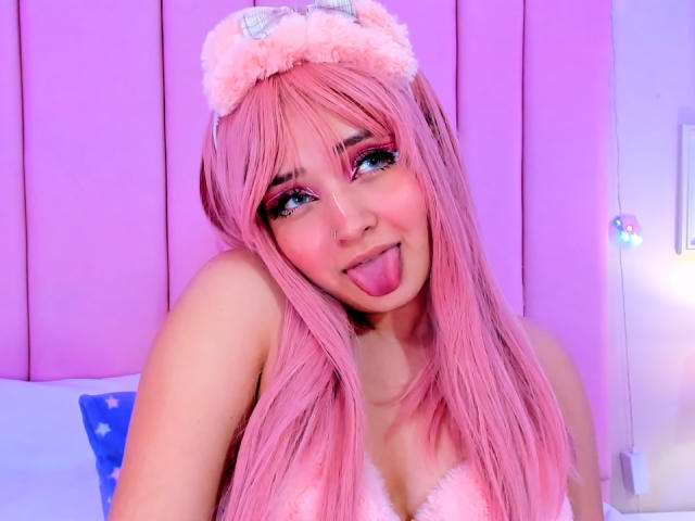 TracieLowe - פורנו בשידור חי ומצלמת סקס - 18232414