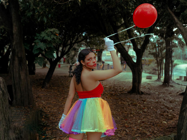 StefannyCambell - Élő pornó és szexkamera - 18234970