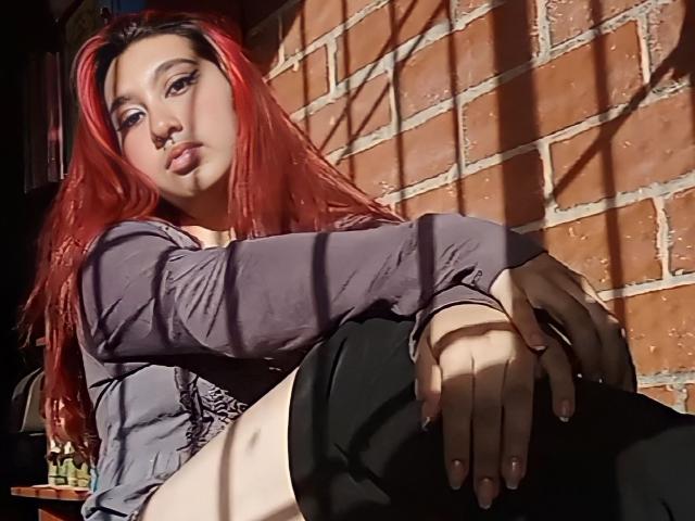 VictoriaPears - Live Sex Cam - 18235702