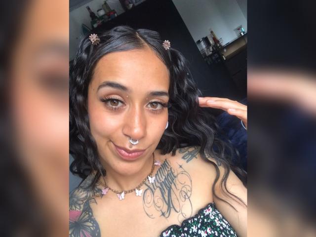 ZaraJoy - Sexe cam en vivo - 18237274