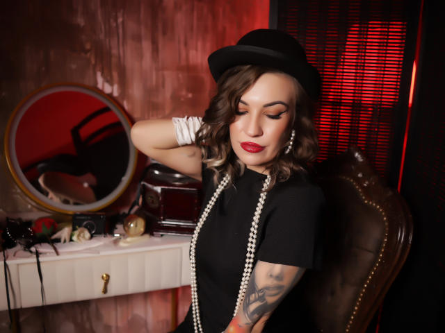 RanyaYazim - פורנו בשידור חי ומצלמת סקס - 18243398