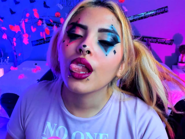 CamilleRossi - Sexe cam en vivo - 18243610