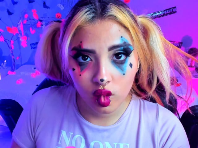 CamilleRossi - פורנו בשידור חי ומצלמת סקס - 18243614