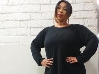 Cora69 - сексуальная веб-камера в реальном времени - 18243670