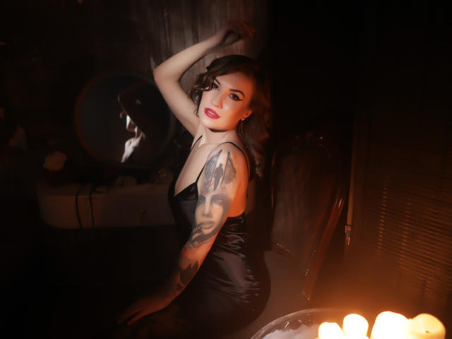 RanyaYazim - Live porn &amp; sex cam - 18243750