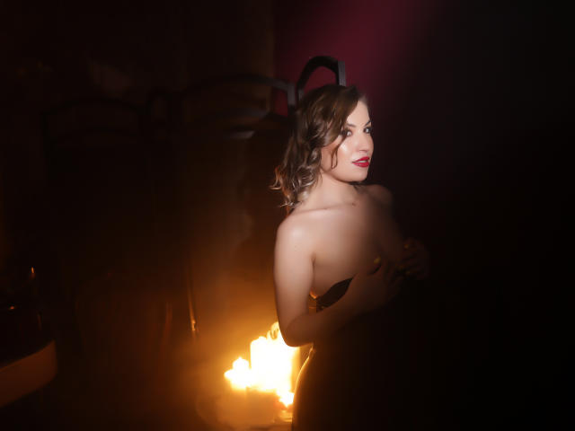 RanyaYazim - ライブポルノ&amp;セックスカム - 18243954