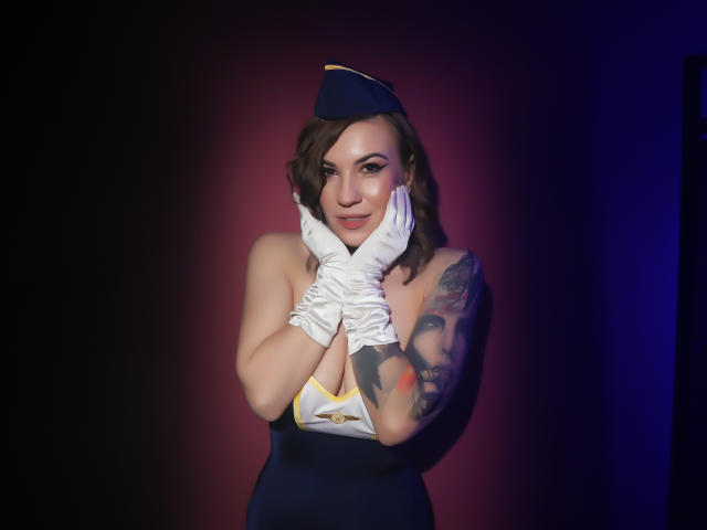 RanyaYazim - Live sex cam - 18244610