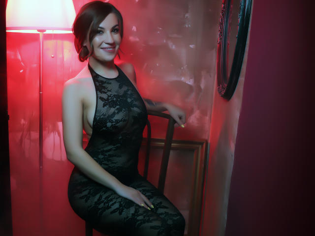 RanyaYazim - Sexe cam en vivo - 18244822