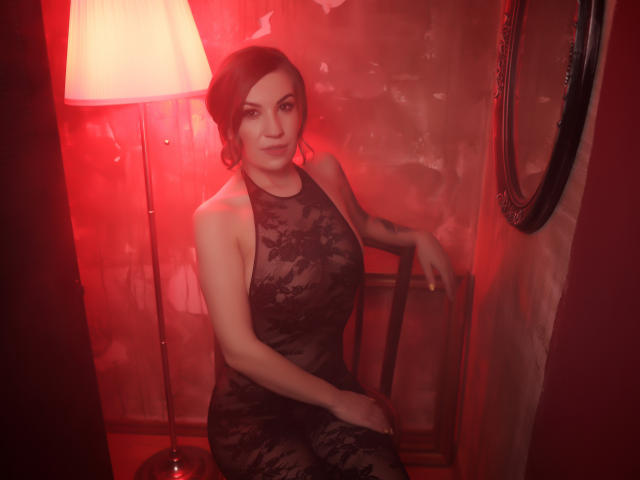 RanyaYazim - Sexe cam en vivo - 18244830