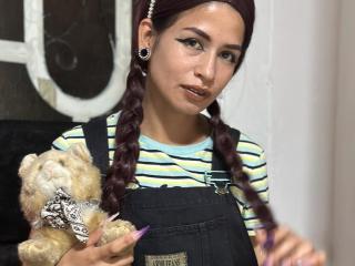 AliceHottLove69 - Sexe cam en vivo - 18251022