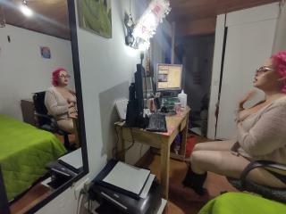 FucsiaRose - Live porn &amp; sex cam - 18252274