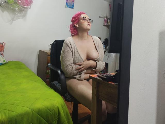 FucsiaRose - Live porn &amp; sex cam - 18252278