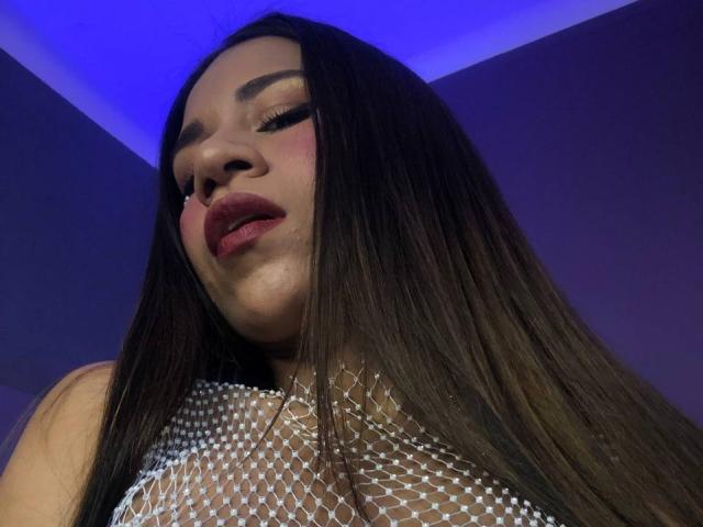 LunaMiranda - Live Sex Cam - 18256070