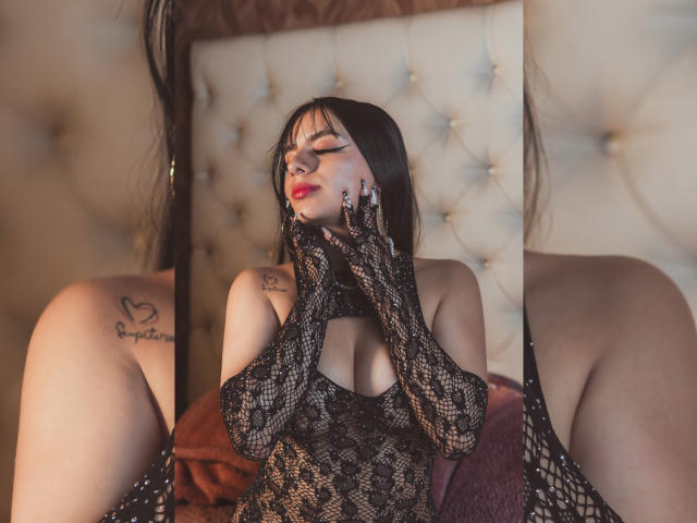 ChloeBakerX - Live porn &amp; sex cam - 18256934