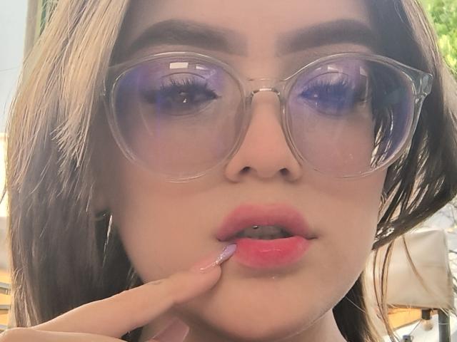 KimSummer - Live porn &amp; sex cam - 18257702