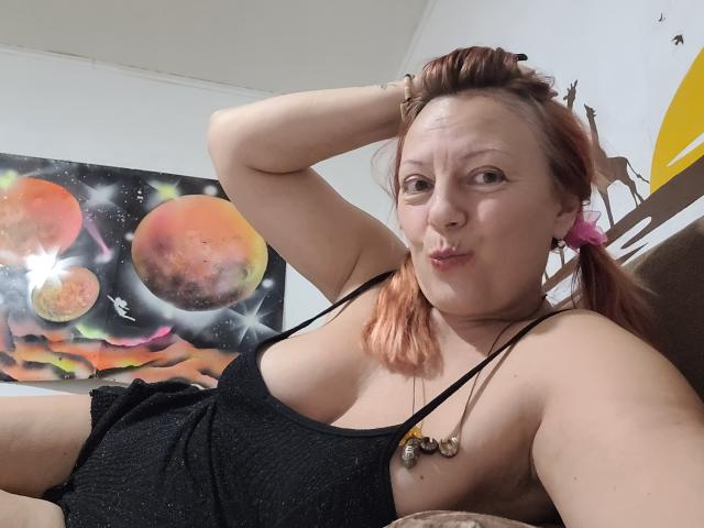 BarbaraBowie - Sexe cam en vivo - 18260594