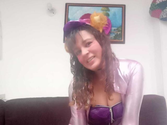 AmandaHotL - Live porn &amp; sex cam - 18273394