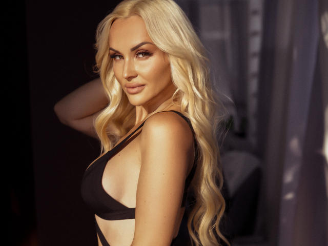 Klubnika - Live sex cam - 18274450