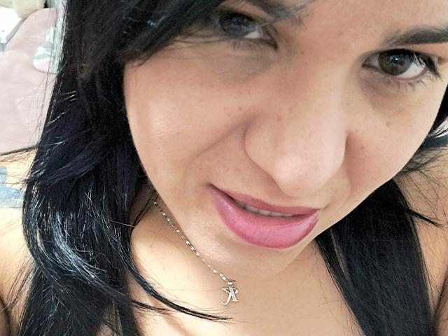 VivianaThomson - Live sex cam - 18274786