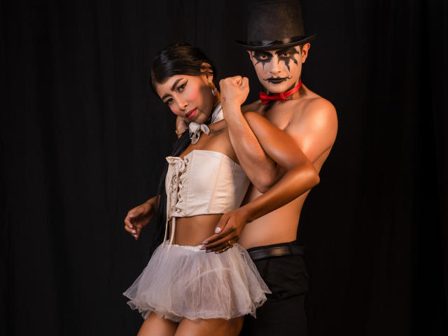 HannaAndMaty - Live porn &amp; sex cam - 18276702