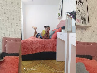 KellyGrace - Live sex cam - 18278562