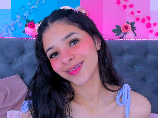 LisaBrunett - Live sex cam - 18280478