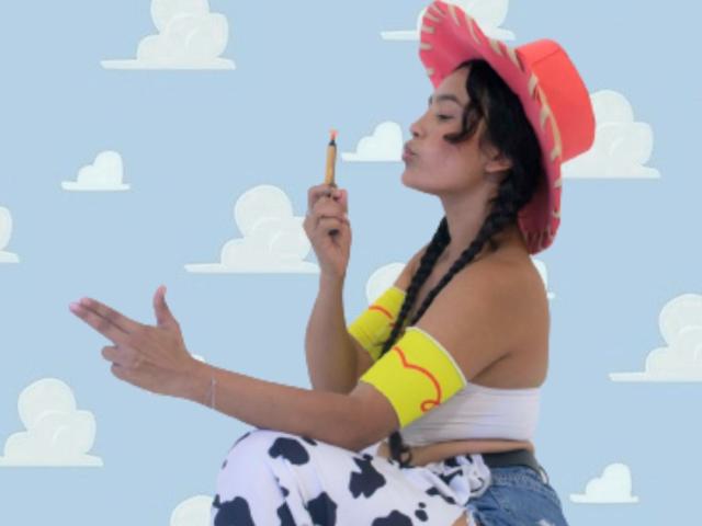 KarlyeKroes - Live sex cam - 18280558