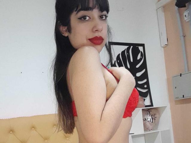 MarisEvanz - ライブポルノ&amp;セックスカム - 18280658