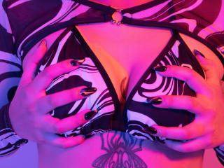 AmapolaSoto - сексуальная веб-камера в реальном времени - 18281742