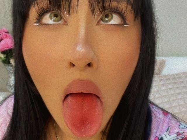 FiorellaGrimaldi - Live porn &amp; sex cam - 18284838