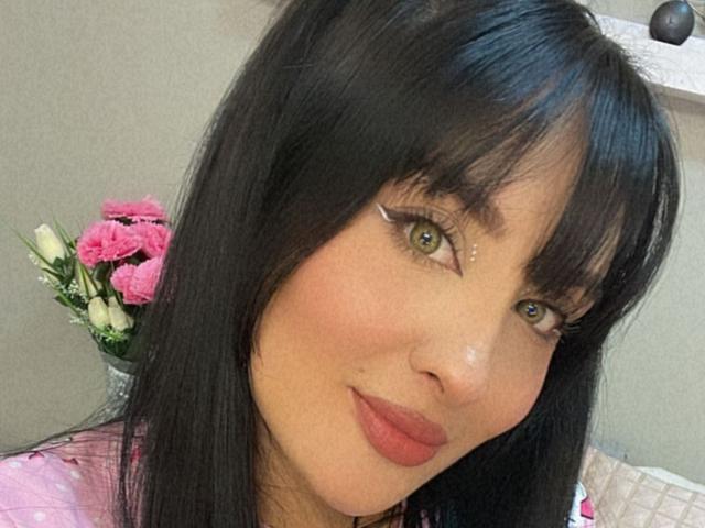 FiorellaGrimaldi - Live porn &amp; sex cam - 18284890