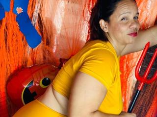 MilfCrazyUnlimit - сексуальная веб-камера в реальном времени - 18294490