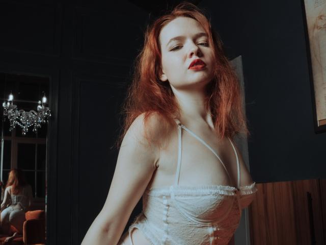 MoonRaisa - Live porn &amp; sex cam - 18298658