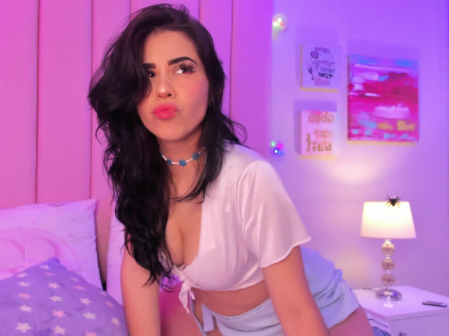 KeriAnn - Live porn &amp; sex cam - 18300094