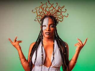 MelanieHardy - Live porn &amp; sex cam - 18300770