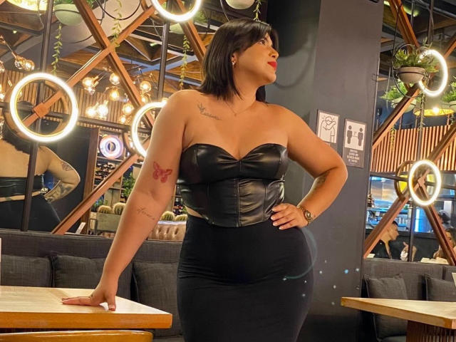 AnnikaRose - сексуальная веб-камера в реальном времени - 18301790