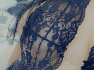 EstrelaFrenchie - Live porn &amp; sex cam - 18304286