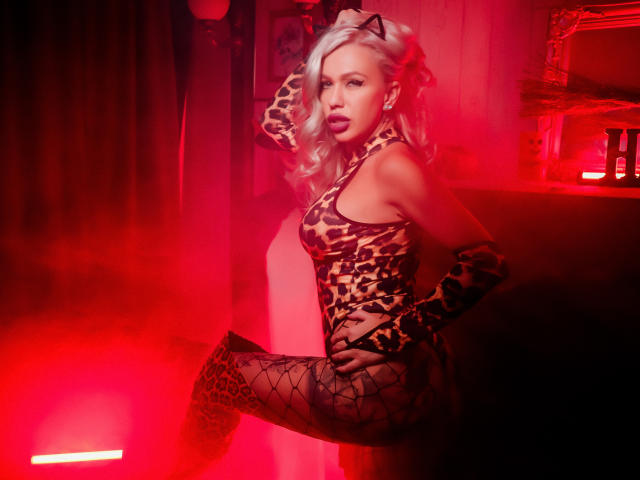 AnastasiaDeep - сексуальная веб-камера в реальном времени - 18308434