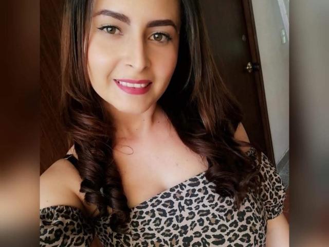 EvaAdamhs - Live porn &amp; sex cam - 18311314