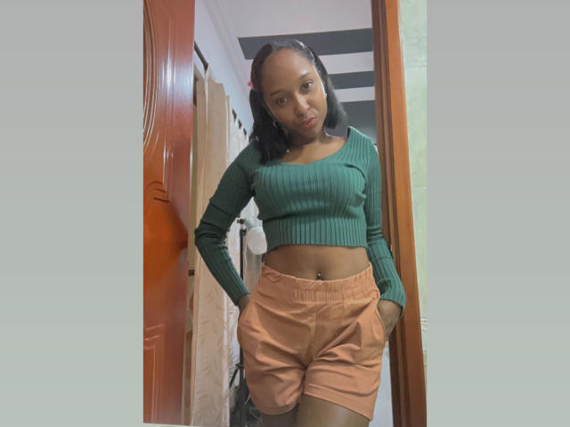 MelanyScoth - Camera khiêu dâm &amp; quyến rũ trực tiếp - 18312338