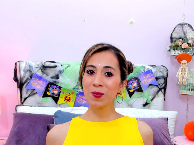 MollyHotJones - Live porn &amp; sex cam - 18314394