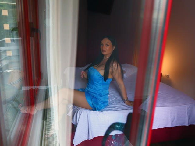 AlenaDesire - Sexe cam en vivo - 18324010